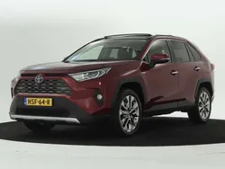 Rood, metallic lak Gebruikt 2021 Toyota RAV4 Executive SUV | € 34.745 (Eerlijke prijs)