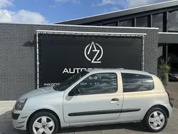 Grijs Gebruikt 2003 Renault Clio II Dynamique Hatchback | € 999 (Super prijs)