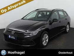Zwart Gebruikt 2021 VW Golf VIII Life Stationwagen | € 22.950 (Iets duurder)