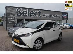 Wit Gebruikt 2018 Toyota Aygo Hatchback | € 7.450 (Goede deal)