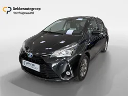 Zwart Gebruikt 2018 Toyota Yaris Executive Hatchback | € 14.445 (Eerlijke prijs)