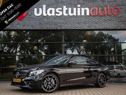 Zwart Gebruikt 2019 Mercedes C300e Premium Plus Coupé | € 36.950