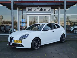 Wit Gebruikt 2018 Alfa Romeo Giulietta Super Hatchback | € 17.945 (Eerlijke prijs)