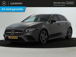 Grijs Gebruikt 2021 Mercedes A180 AMG line Hatchback | € 29.945 (Eerlijke prijs)