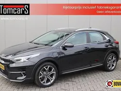 Zwart, metallic lak Gebruikt 2021 Kia XCeed SUV | € 22.750 (Eerlijke prijs)