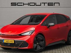 Rood (metallic) Gebruikt 2022 Cupra Born Hatchback | € 22.900 (Super prijs)