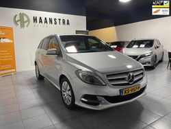 Grijs Gebruikt 2017 Mercedes B250e Edition MPV | € 12.950 (Eerlijke prijs)