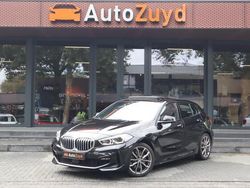 Zwart Gebruikt 2022 BMW 120 Executive Hatchback | € 33.993 (Eerlijke prijs)