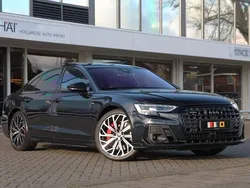 Blauw, metallic lak Gebruikt 2023 Audi A8 S-Line Sedan | € 84.800