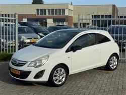 Wit Gebruikt 2012 Opel Corsa Color Edition Stationwagen | € 4.490 (Eerlijke prijs)