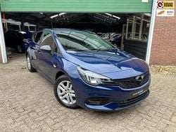 Blauw Gebruikt 2020 Opel Astra Edition Hatchback | € 11.995 (Goede deal)