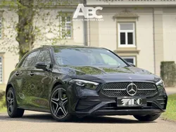 Zwart Gebruikt 2024 Mercedes A200 AMG line Hatchback | € 39.900 (Iets duurder)