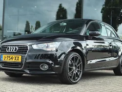 Zwart Gebruikt 2012 Audi A1 Ambition Hatchback | € 12.450 (Eerlijke prijs)