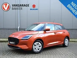 Oranje Nieuw 2025 Suzuki Swift Comfort Hatchback | € 22.299 (Eerlijke prijs)