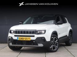 Wit Gebruikt 2024 Jeep Avenger EV Summit SUV | € 30.885 (Eerlijke prijs)