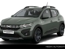 Groen, metallic lak Nieuw 2025 Dacia Sandero Expression Hatchback | € 24.414 (Eerlijke prijs)