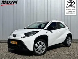 Wit Gebruikt 2024 Toyota Aygo Play Hatchback | € 16.900 (Goede deal)