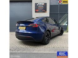Blauw Gebruikt 2024 Tesla Model Y RWD SUV | € 37.499 (Eerlijke prijs)