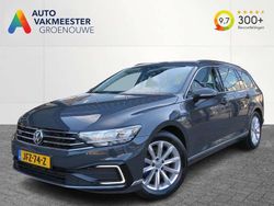 Zwart Gebruikt 2020 VW Passat GTE Stationwagen | € 20.345 (Eerlijke prijs)
