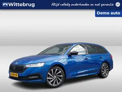 Blauw, metallic lak Gebruikt 2023 Skoda Octavia Business Line Stationwagen | € 28.950 (Eerlijke prijs)