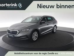 Grijs Gebruikt 2024 Skoda Octavia Business Line Stationwagen | € 34.950 (Iets duurder)