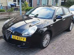 Zwart Gebruikt 2011 Alfa Romeo Giulietta Progression Hatchback | € 6.750 (Eerlijke prijs)