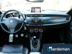 Zwart Gebruikt 2011 Alfa Romeo Giulietta Quadrifoglio Verde Hatchback | € 9.990 (Eerlijke prijs)