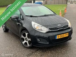 Zwart Gebruikt 2013 Kia Rio Comfort Hatchback | € 2.250