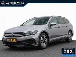 Grijs, metallic lak Gebruikt 2022 VW Passat Business Stationwagen | € 20.950 (Super prijs)