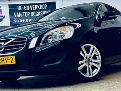 Zwart Gebruikt 2011 Volvo V60 Momentum Stationwagen | € 10.945 (Eerlijke prijs)