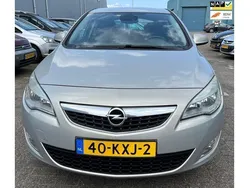 Beige Gebruikt 2010 Opel Astra Edition Hatchback | € 2.950 (Goede deal)
