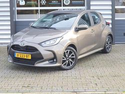 Groen Gebruikt 2023 Toyota Yaris Hybrid Hatchback | € 21.940 (Eerlijke prijs)