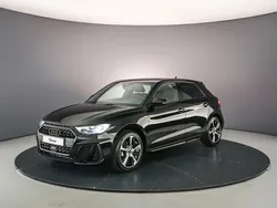 Zwart Nieuw 2025 Audi A1 Sportback Ambiente Hatchback | € 34.093 (Super prijs)