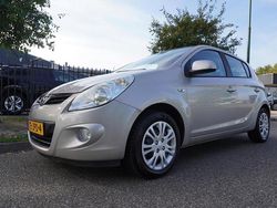 Grijs Gebruikt 2009 Hyundai i20 Dynamiq Hatchback | € 6.945 (Eerlijke prijs)