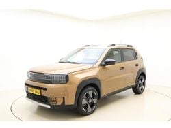 Bruin Nieuw 2025 Fiat Grande Panda Hatchback | € 30.645 (Iets duurder)