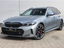 Grijs Nieuw 2025 BMW 330e M Sport Sedan | € 75.691 (Duur)