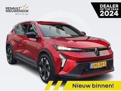 Rood Gebruikt 2024 Renault Scenic E-Tech Evolution SUV | € 25.995