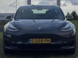 Zilver Gebruikt 2019 Tesla Model 3 Long Range Sedan | € 21.500 (Goede deal)