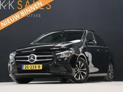 Zwart Gebruikt 2019 Mercedes B200 Business MPV | € 20.940 (Goede deal)