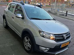 Grijs Gebruikt 2013 Dacia Sandero Stepway Hatchback | € 3.600 (Goede deal)
