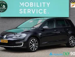 Zwart Gebruikt 2019 VW e-Golf S Hatchback | € 14.664 (Iets duurder)