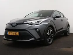 Grijs metallic Gebruikt 2023 Toyota C-HR SUV | € 29.745 (Goede deal)