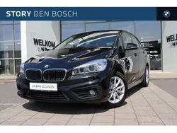 Zwart, metallic lak Gebruikt 2018 BMW 218 Active Tourer Executive MPV | € 19.950 (Goede deal)