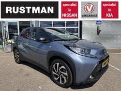Grijs Gebruikt 2024 Toyota Aygo Pulse Hatchback | € 21.950 (Eerlijke prijs)