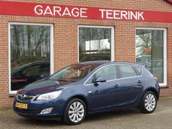 Blauw Gebruikt 2012 Opel Astra Cosmo MPV | € 6.999 (Iets duurder)