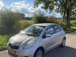 Grijs Gebruikt 2006 Toyota Yaris Verso Sol MPV | € 3.500 (Eerlijke prijs)