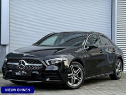 Zwart Gebruikt 2020 Mercedes A250 Business Sedan | € 24.880 (Eerlijke prijs)