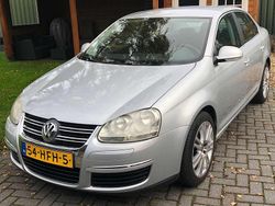 Zilver Gebruikt 2008 VW Jetta Comfortline Sedan | € 3.450 (Super prijs)