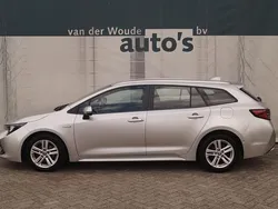 Grijs Gebruikt 2020 Toyota Corolla Stationwagen | € 17.900 (Goede deal)