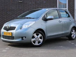 Grijs Gebruikt 2006 Toyota Yaris Hatchback | € 4.650 (Eerlijke prijs)